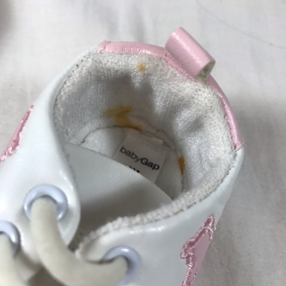 Baby Gap Girls Crib Shoe 6-12 Months Booties Bear - Picture 8 of 10